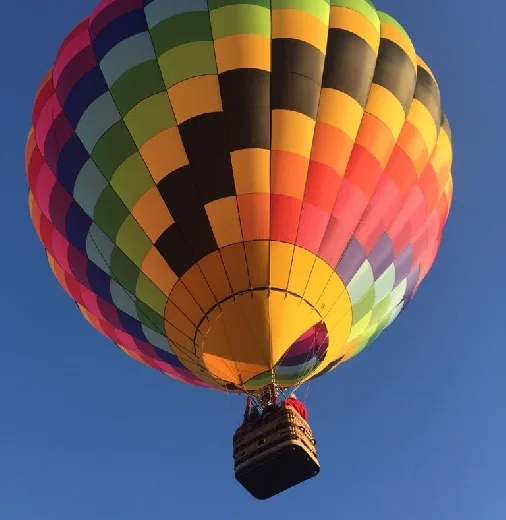 Freiflug in einem Heißluftballon