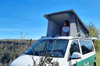 La van-life en Aveyron avec la petite vadrouille