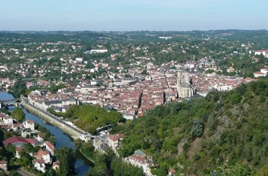 Uitzichtpunt en oriëntatietafel in Villefranche-de-Rouergue