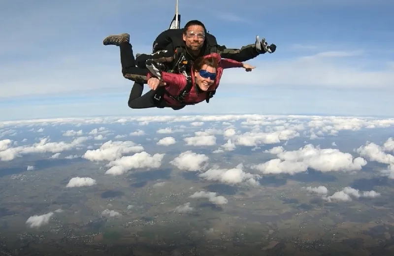 Les choses de l’Air : Saut en parachute tandem