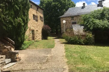 Village Nature de Mergieux : meublé Le Cros