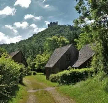 Le Païsserou, Village de Chalets du Pontet (groupes)