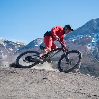 Séjour VTT “Le MaxiGéant” une longue itinérance des Alpes à la Provence !