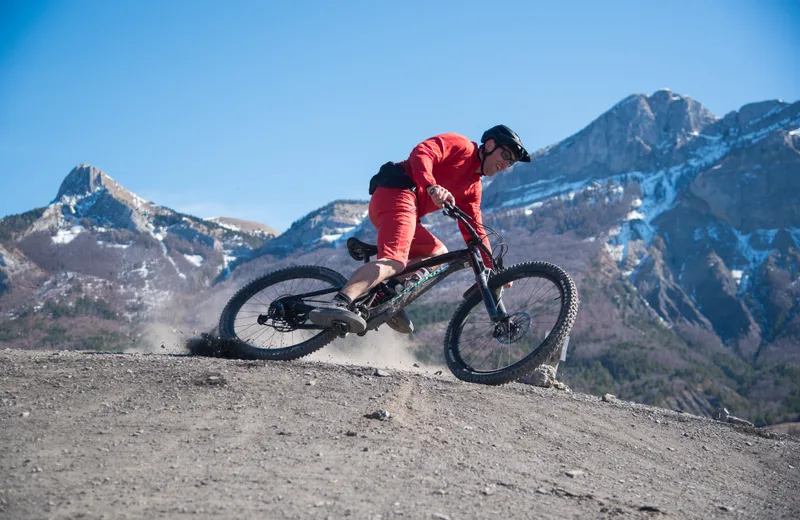 Séjour VTT “Le MaxiGéant” une longue itinérance des Alpes à la Provence !