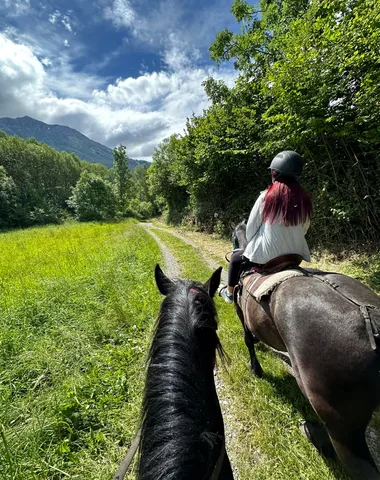 Balade à cheval au coucher du soleil