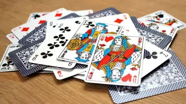 Soirée jeux de cartes à L’Alternateur