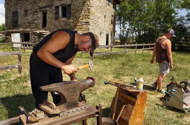 Les Jeudis animés de la Maison du Mulet : Cuisson de pains dans le four à bois