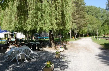 Camping Caravaneige de La Blanche**