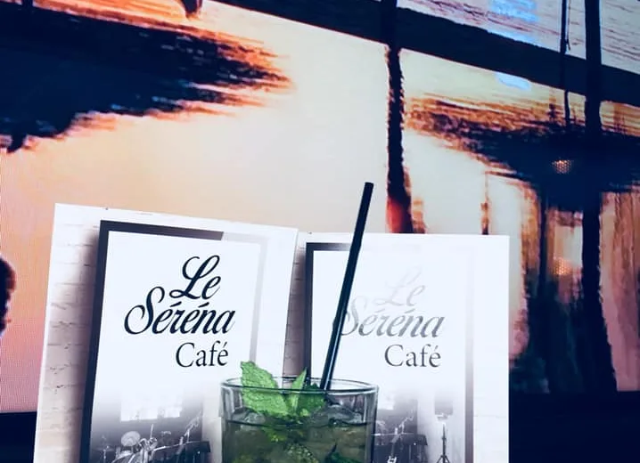 Le Séréna Café