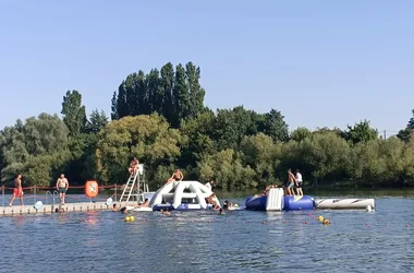 Pelouse Plage : baignade en milieu naturel