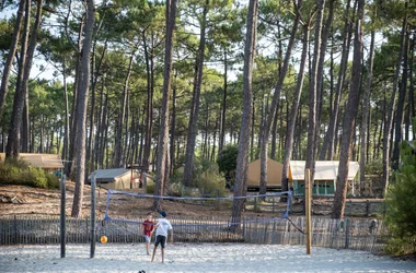 Camping Huttopia – Lac de Carcans