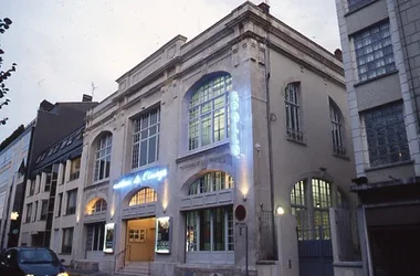 Cinéma Apollo Châteauroux extérieur 1