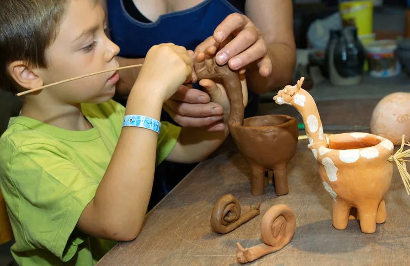 stage enfant poterie modelage