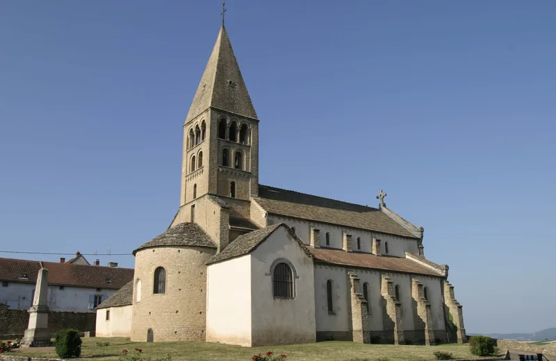 Eglise de La Vineuse - OT Cluny - L. CHOCAT - copie