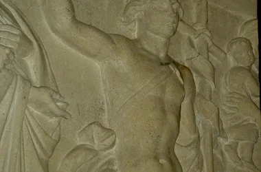 Bas-relief de Jean-Baptiste église de Bonnay