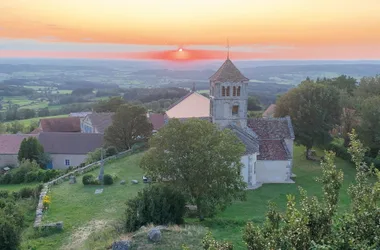 Des collines aux vieux villages – De Tramayes à Suin