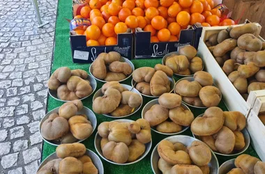 Marché de Cluny