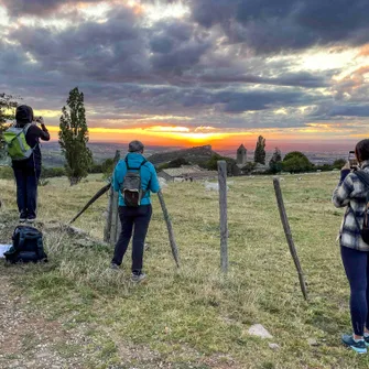 Réveil photographique sur la Roche de Solutré