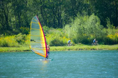 Lago de windsurf Ilettes