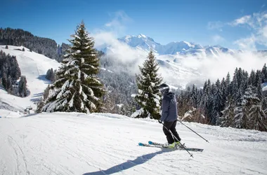 esquiar frente al Mont Blanc