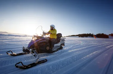 paseo en moto de nieve-savoie-mont-blanc