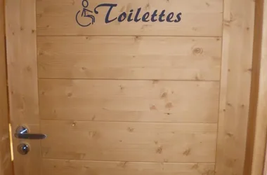 Acces toilettes