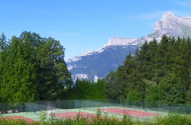 Terrain de tennis de Combloux