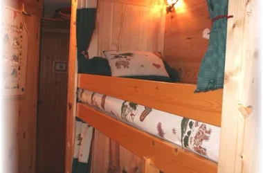 Mountain corner with bunk beds
