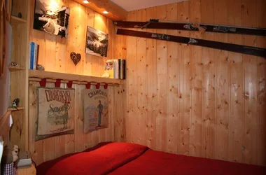 Cabin (3.90m²) with a double bed