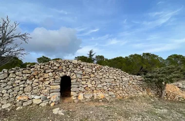 DE LA GARRIGUE AU VIGNOBLE