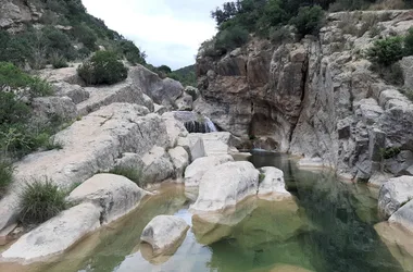 ÉCO SITE DU MOULIN DE RIBAUTE – GORGES DU VERDOUBLE