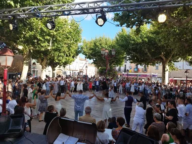 BAL DE LA CLASSE, FÊTE DE SALSES