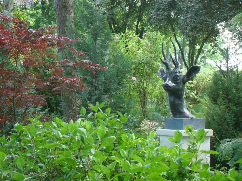 Statue tête de chevreuil Manoir de la Javelière