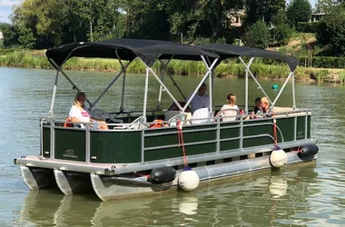 Bateau promenade – Embarquez sur nos croisières sur le Canal Latéral à la Loire – Halte nautique du Guétin – Cuffy