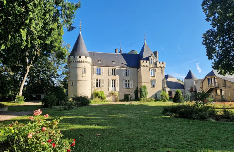 JEP 2024 Visite du Château mairie, église et peintures murales de Solande Sand