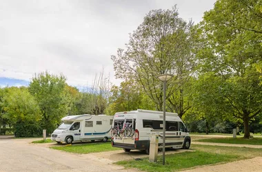 Aire de camping-car - Azay-le-Rideau