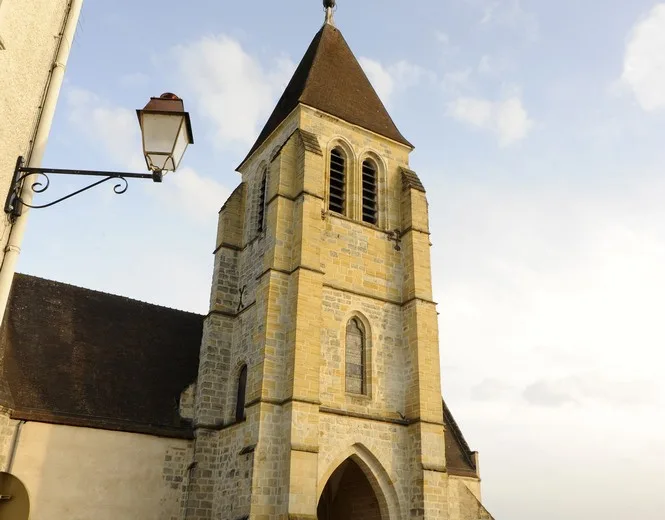 Eglise-Notre-Dame-2--c--Office-de-Tourisme-de-Vierzon-2