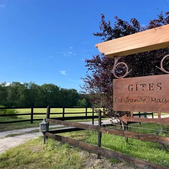 Aux Grandes Maisons Gîte 2 pers. LORRIS