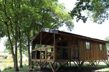 Parc Résidentiel de Loisirs – Les lodges en bois de la Ferme des poulardières