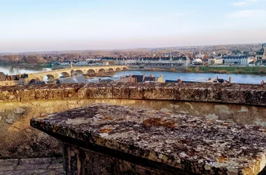 Rached JERIDI Guide de Blois