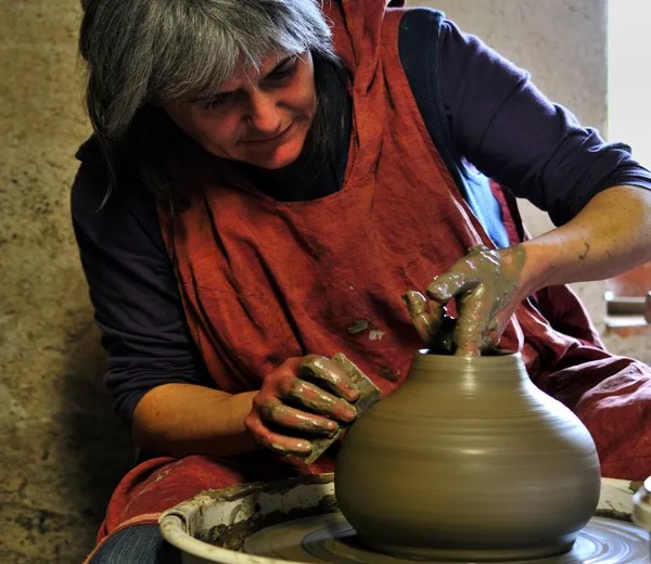 poterie-artisanale-a-2-mains-le-grand-pressigny-valdeloire