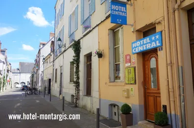 Facade-Hotel-Central-Montargis-www