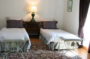 chambre Glycines avec 2 lits jumeaux, 3e lit disponible