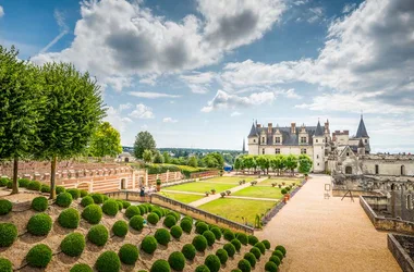 The garden of Naples - Royal chateau of Amboise, France.