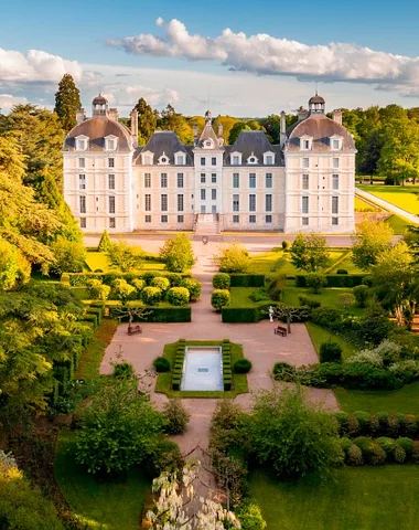 Entre vignoble et châteaux