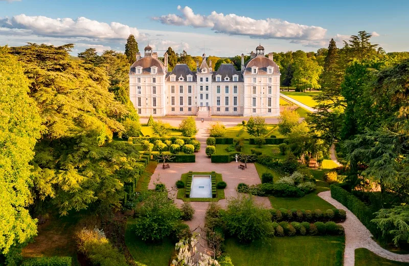 Entre vignoble et châteaux