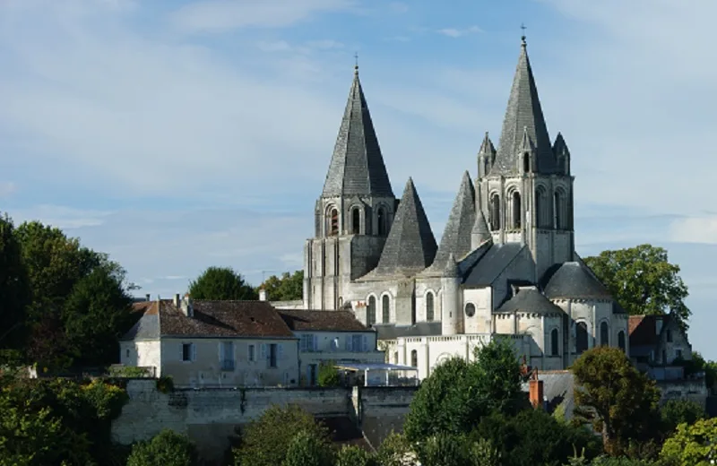 Visite libre de la Collégiale Saint-Ours