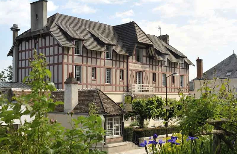 hostellerie-du-chateau-chaumont-sur-loire-(4)