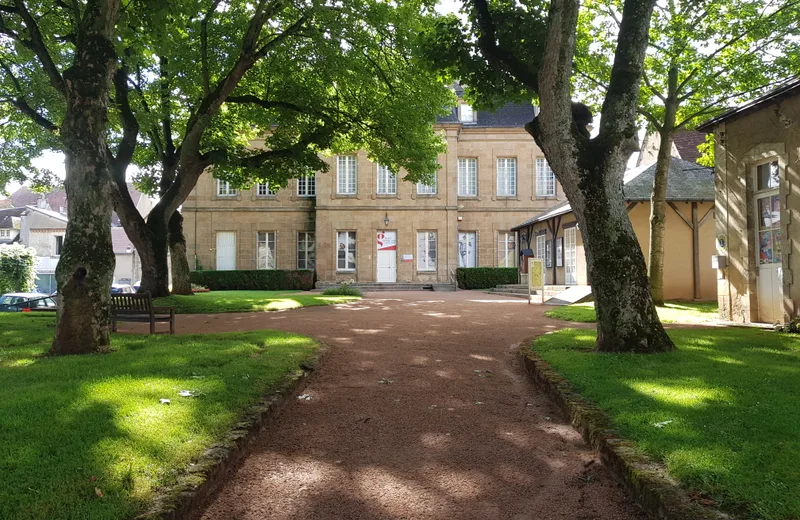 hotel de villaines La Châtre