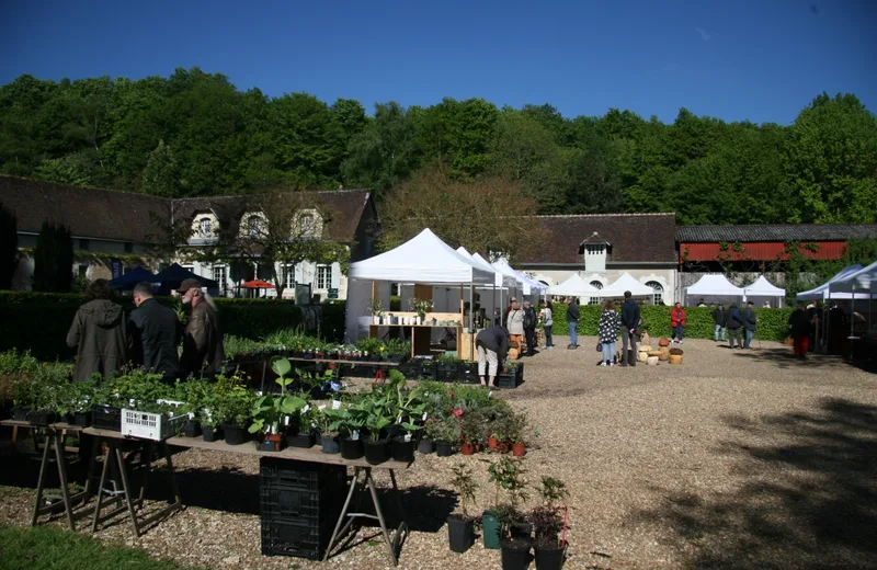 Marché aux plantes et produits du terroir Du 10 au 11 mai 2025